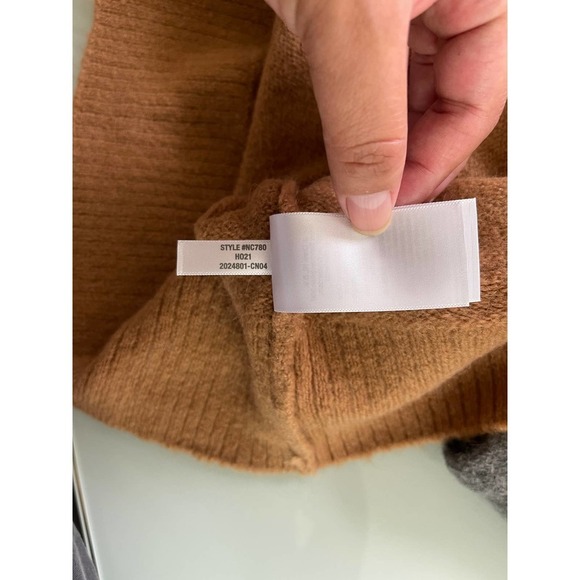 Madewell Allston Double-Button Cardigan Sweater in Colorblock - Picture 8 of 10